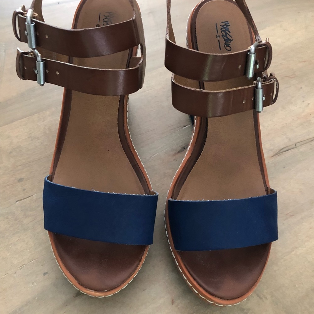 Mossimo Women’s Wedge Sandal